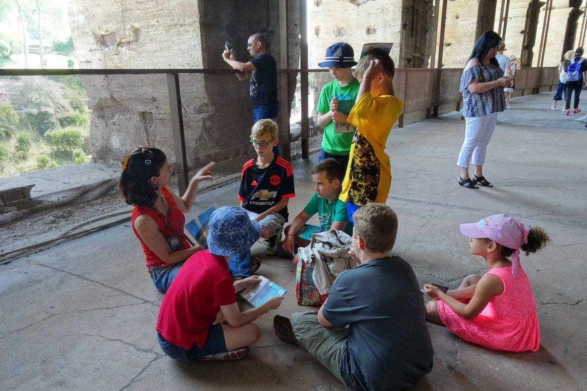 Rome tours with kids - colosseum Tapsy Tours
